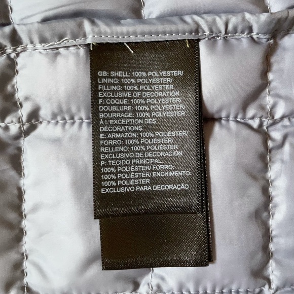 The North Face Women’s ThermoBall Eco Parka 2 - Picture 7 of 9